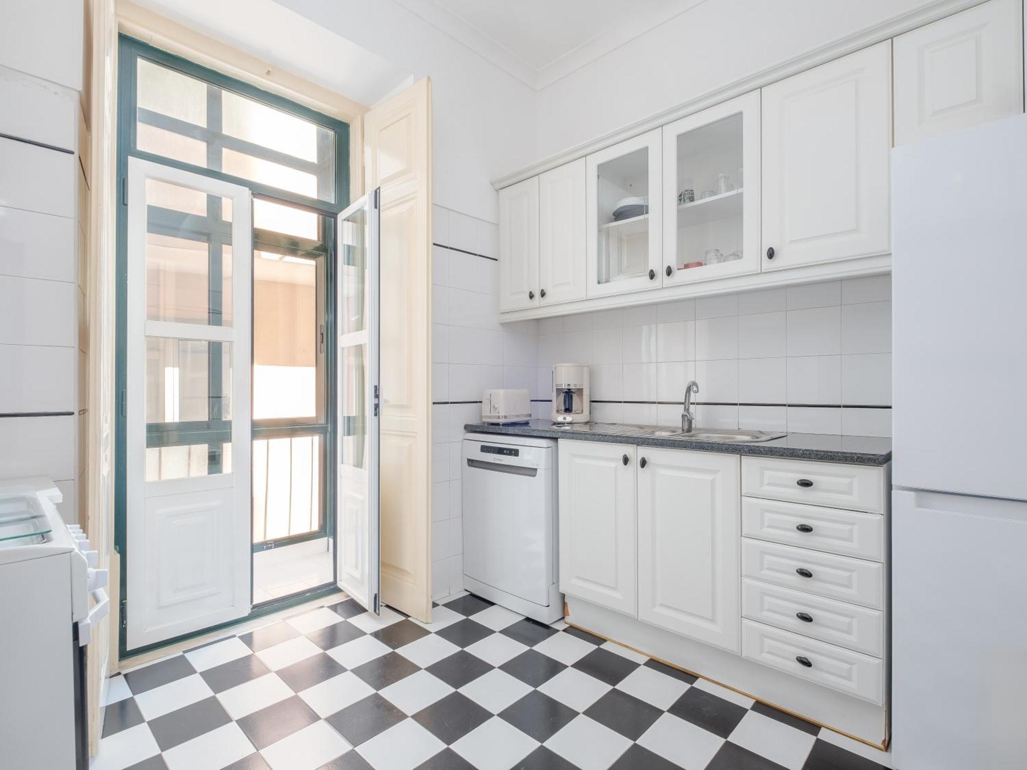 Cool Apartment Near Alfama Lisbon Exterior photo